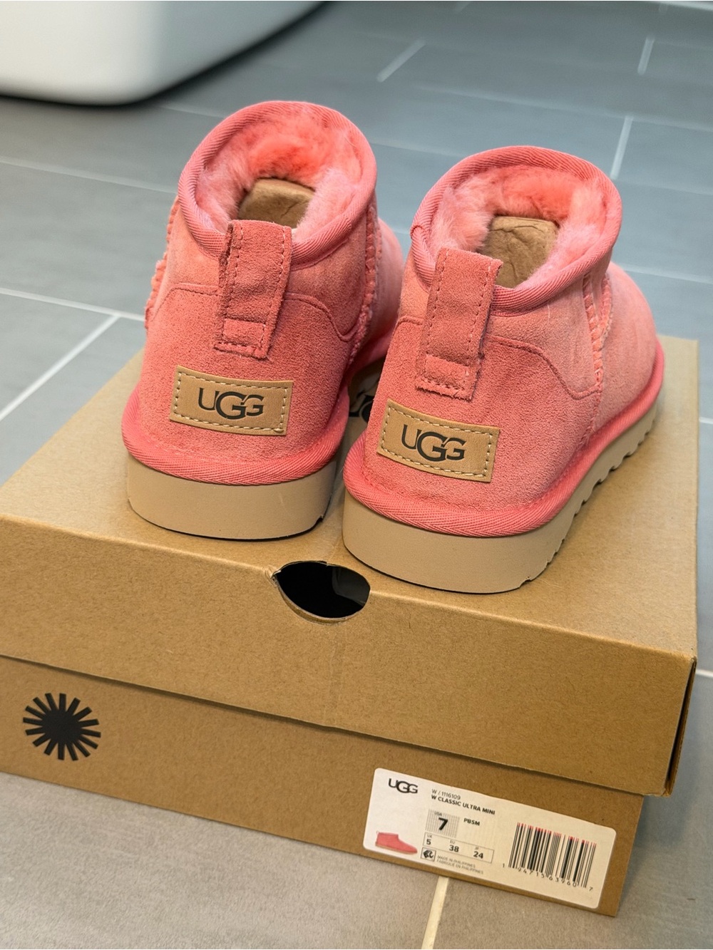 UGG Coral Suede Sheepskin Ankle Boots - Picture 2 of 3